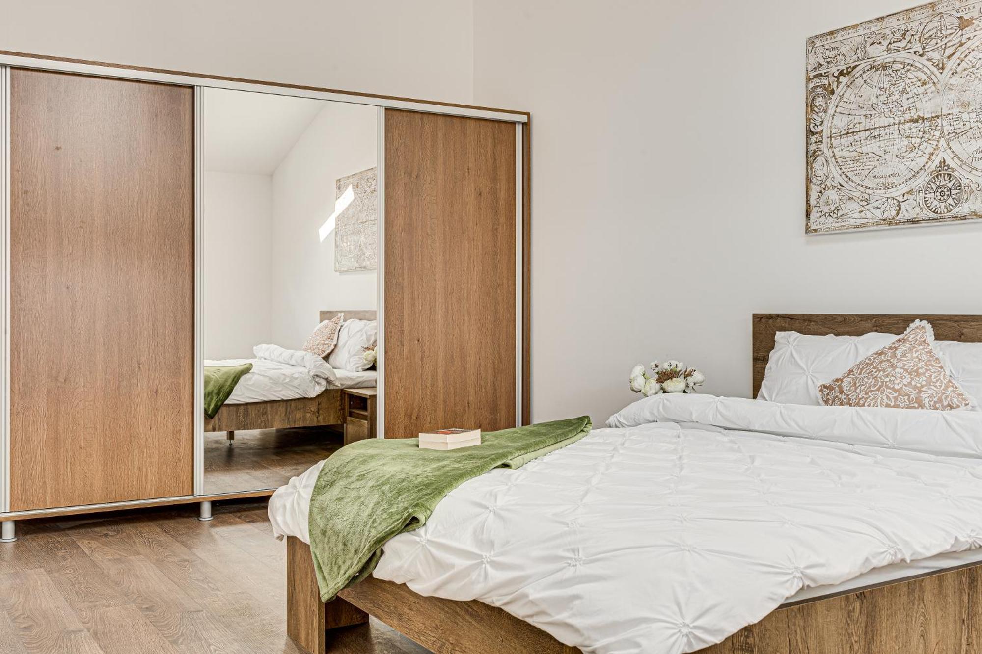 Ari Central Grand Apartments - Luxurious Stay Arad Exterior photo